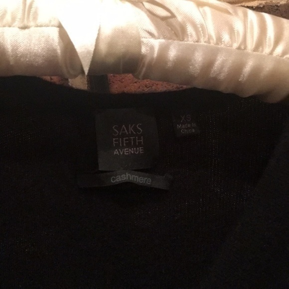 Cashmere Sweater - Picture 2 of 3